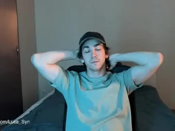 Benson18y – webcam model profile photo Image 9