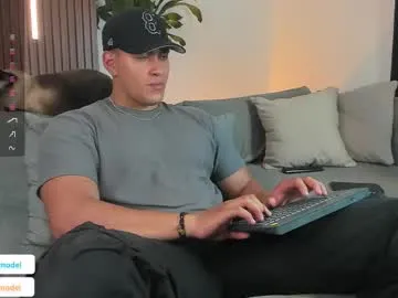 BlackCobraOwner – webcam model profile photo Image 10