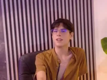 seraphine23 – webcam model profile photo Image 10