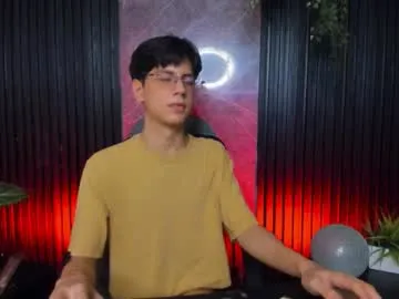 seraphine23 – webcam model profile photo Image 3