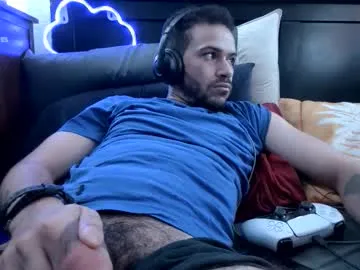 hornyshow_tv – webcam model profile photo Image 18