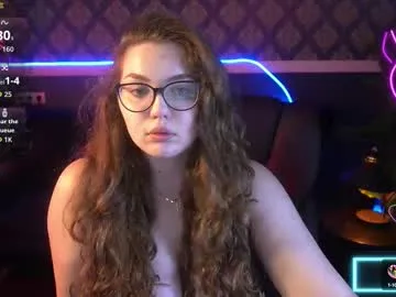 mysthush – webcam model profile photo Image 10