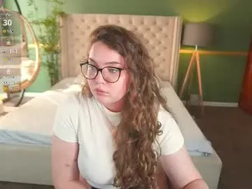 mysthush – webcam model profile photo Image 6