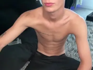 Earth_001 – webcam model profile photo Image 12