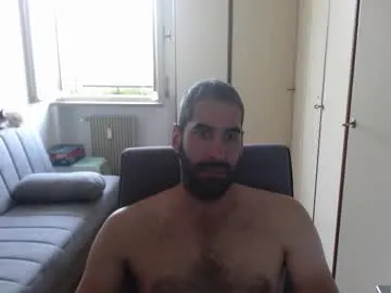 kai101010 – webcam model profile photo Image 16