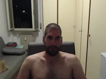 kai101010 – webcam model profile photo Image 6