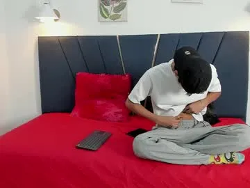 sellapink – webcam model profile photo Image 4