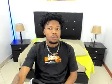 hornyshow_tv – webcam model profile photo Image 16