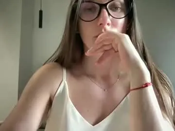 dears_pearlss – webcam model profile photo Image 2