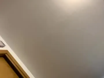 skinny_candy18 – webcam model profile photo Image 13