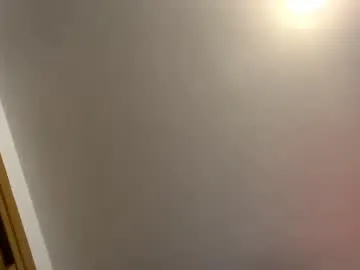 skinny_candy18 – webcam model profile photo Image 16