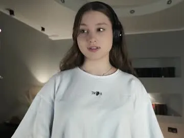 loving_ladies – webcam model profile photo Image 7