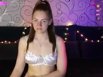 wonderland_stia – webcam model profile photo Image 17