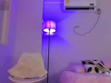 WitchAnnie – webcam model profile photo Image 7