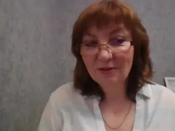 roouse – webcam model profile photo Image 5