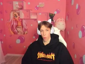 kai101010 – webcam model profile photo Image 2