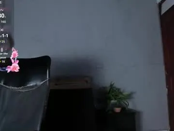 dears_pearlss – webcam model profile photo Image 3