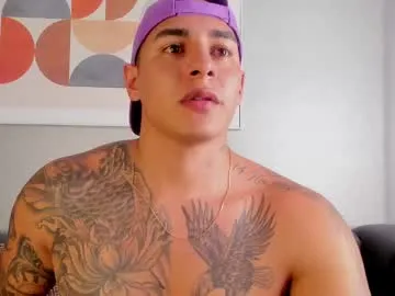 kai101010 – webcam model profile photo Image 18