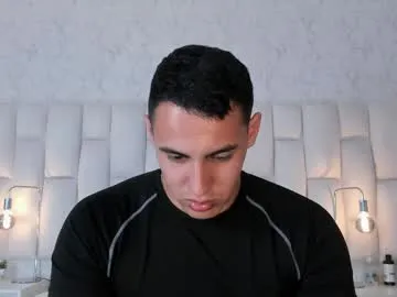 kai101010 – webcam model profile photo Image 2