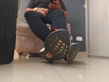 chinsemechan – webcam model profile photo Image 11