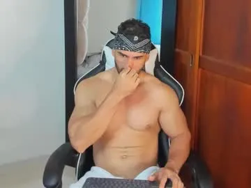 skinny_candy18 – webcam model profile photo Image 16