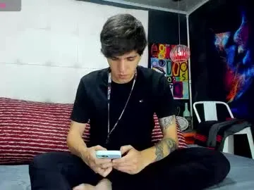 seraphine23 – webcam model profile photo Image 9