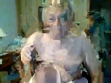 someone_sweet – webcam model profile photo Image 17