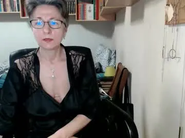 loving_ladies – webcam model profile photo Image 10