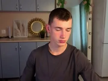 nganlico – webcam model profile photo Image 3