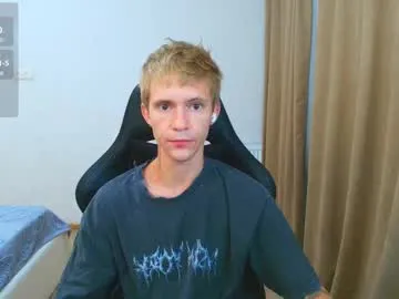 skinny_candy18 – webcam model profile photo Image 11