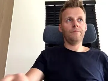 PIPIShoei – webcam model profile photo Image 2