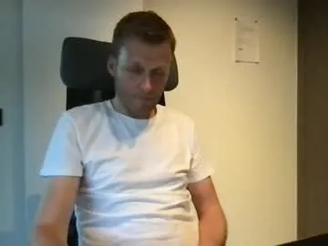 PIPIShoei – webcam model profile photo Image 7