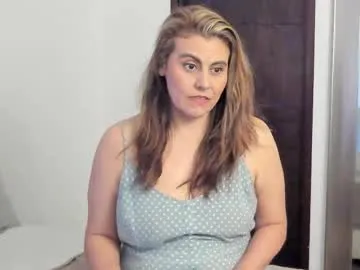 monparis_dream – webcam model profile photo Image 16