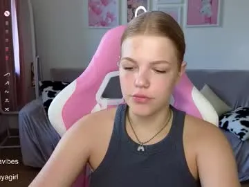 maya_blonde18 Image 16