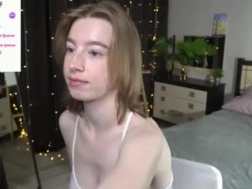 milknhunnny – webcam model profile photo Image 15