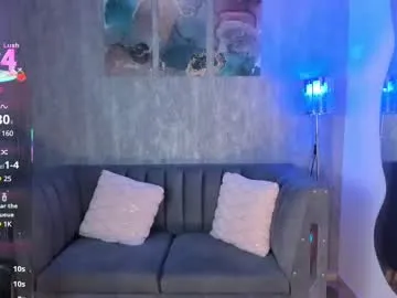 tiameakin – webcam model profile photo Image 10