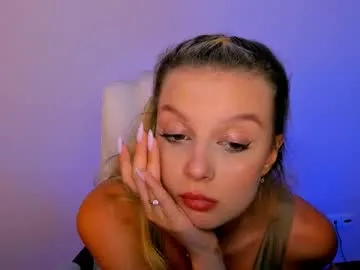 bisexualmilf – webcam model profile photo Image 4