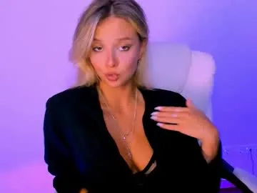 bisexualmilf – webcam model profile photo Image 9