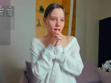 AmberChase – webcam model profile photo Image 10