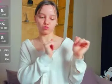 AmberChase – webcam model profile photo Image 11