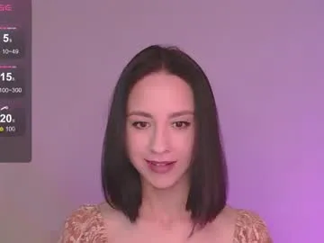 SallyDinosaur – webcam model profile photo Image 9