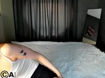 kalina_kittie – webcam model profile photo Image 3