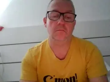 Earth_001 – webcam model profile photo Image 16