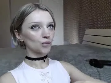 margotdeville – webcam model profile photo Image 15