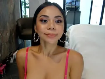 SparklingSoleil – webcam model profile photo Image 6