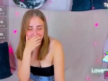 miticabrennet – webcam model profile photo Image 8