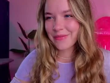 milly_shy Image 18