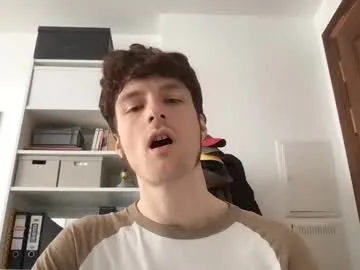 someone_sweet – webcam model profile photo Image 3