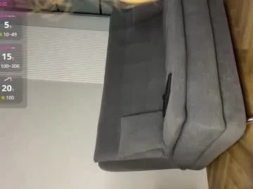 mirajuicyjune – webcam model profile photo