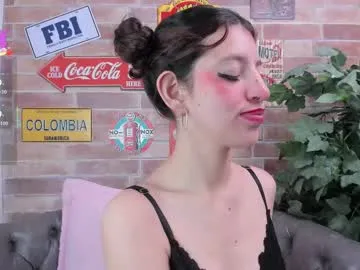 AmberJoulie – webcam model profile photo Image 10